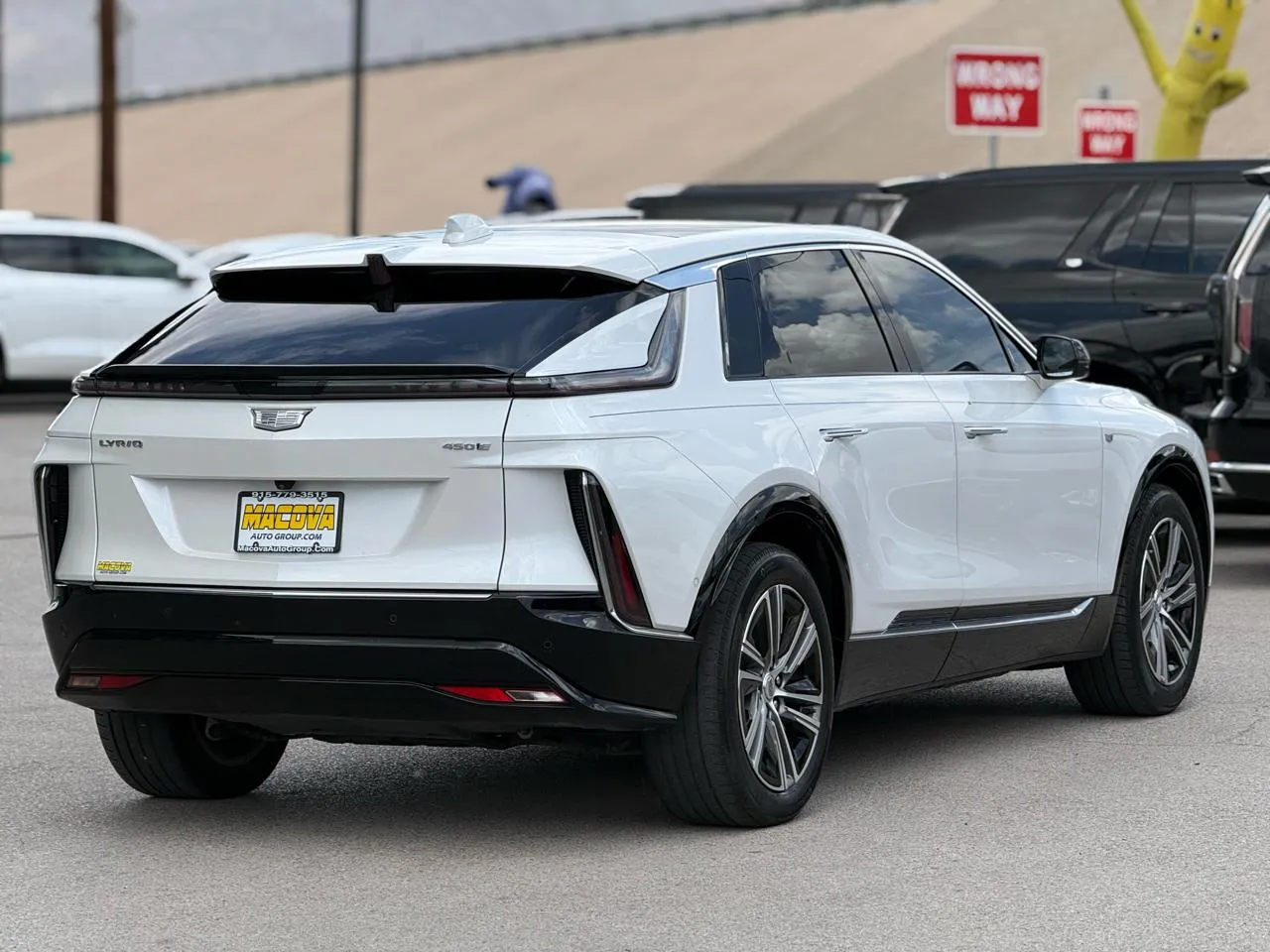 Cadillac Lyriq photo 7