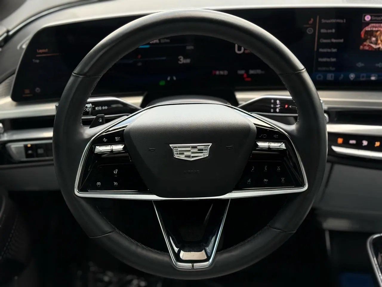 Cadillac Lyriq photo 19