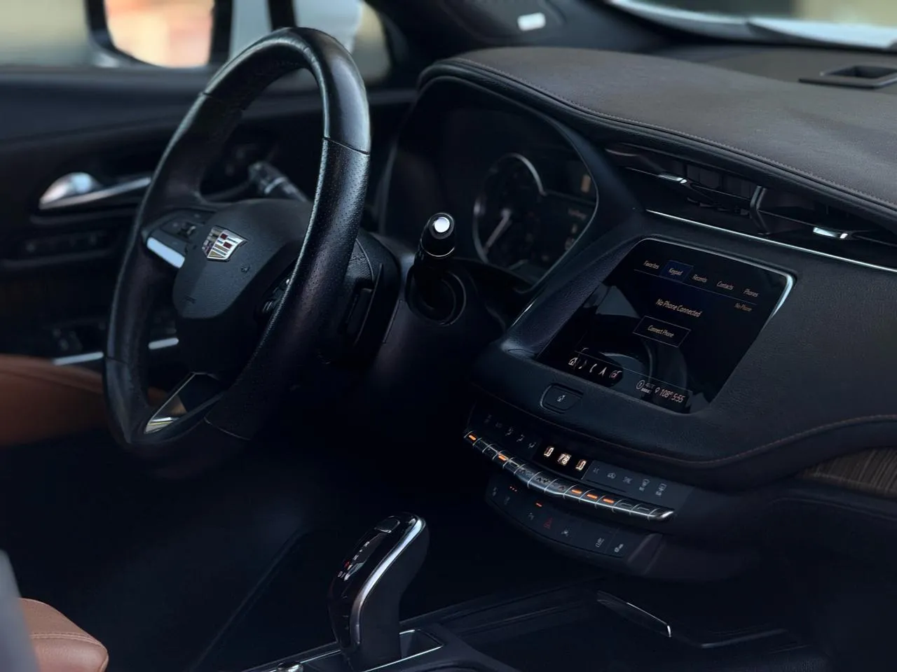 2023 Cadillac XT4 Sport - Photo 11