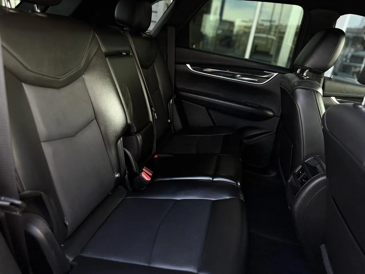 Cadillac XT5 photo 14
