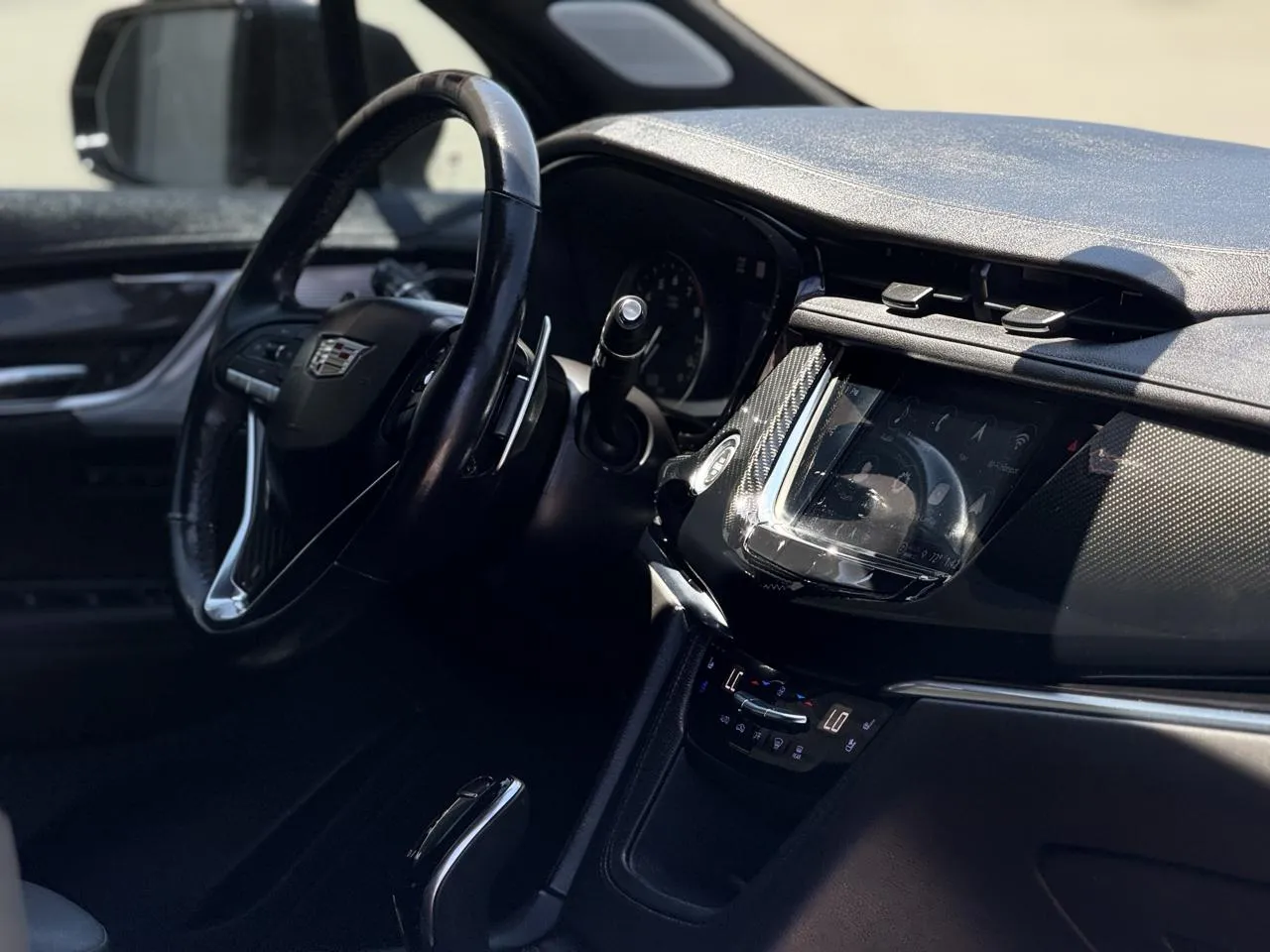 Cadillac XT6 photo 12