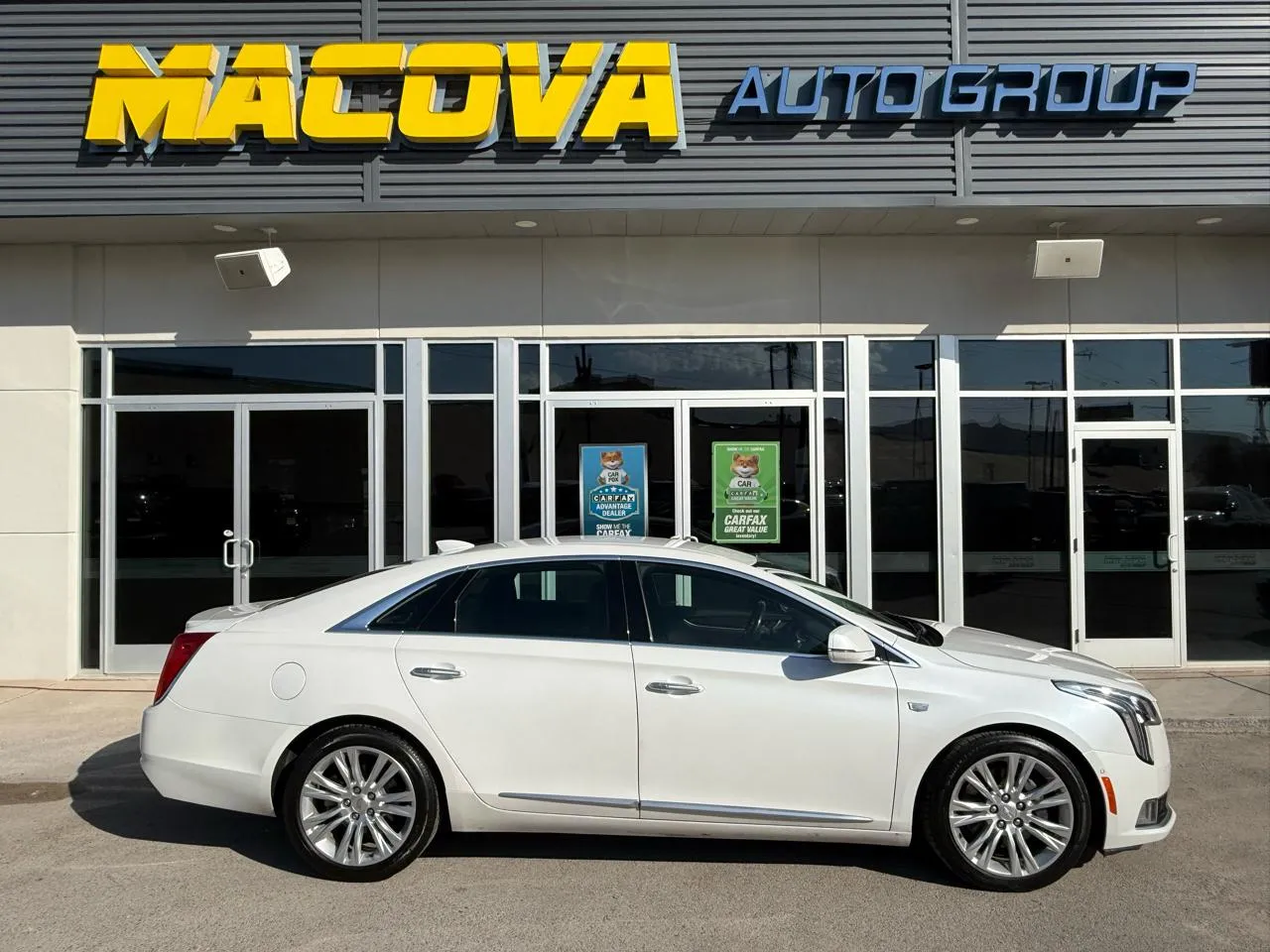 White 2019 Cadillac XTS Luxury for sale in El Paso, TX