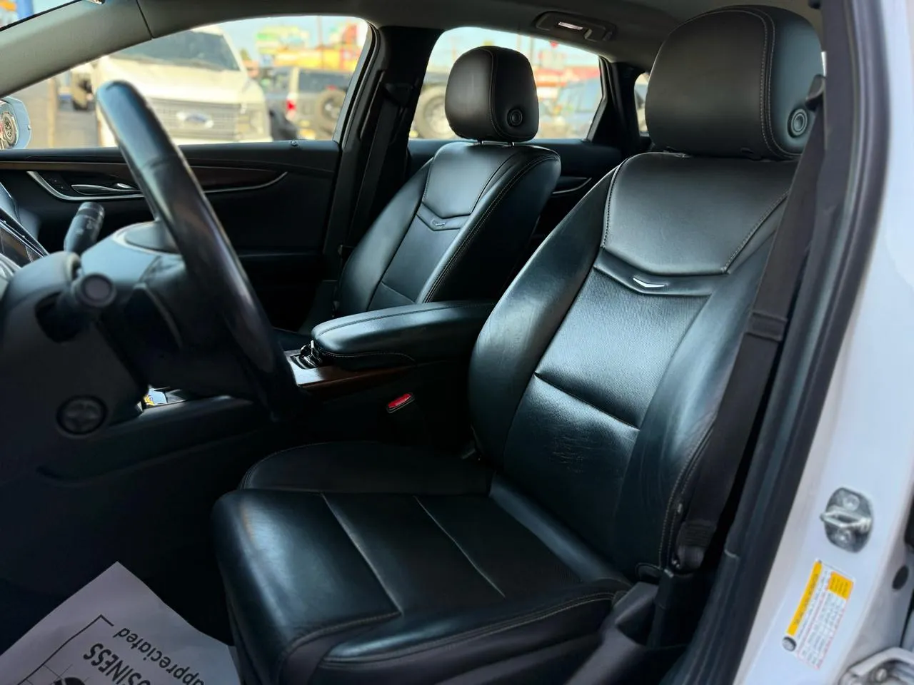 Cadillac XTS photo 9