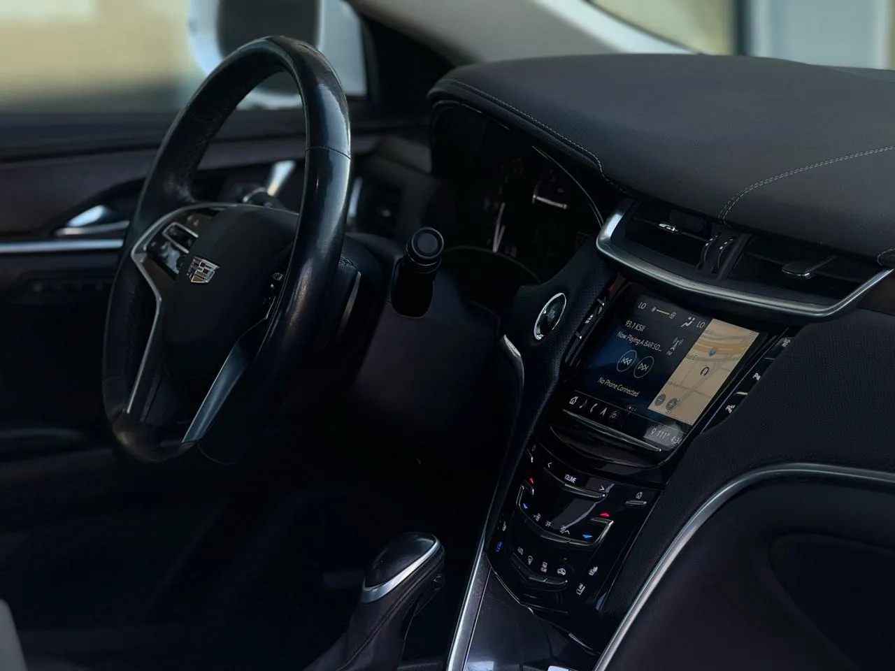 Cadillac XTS photo 11