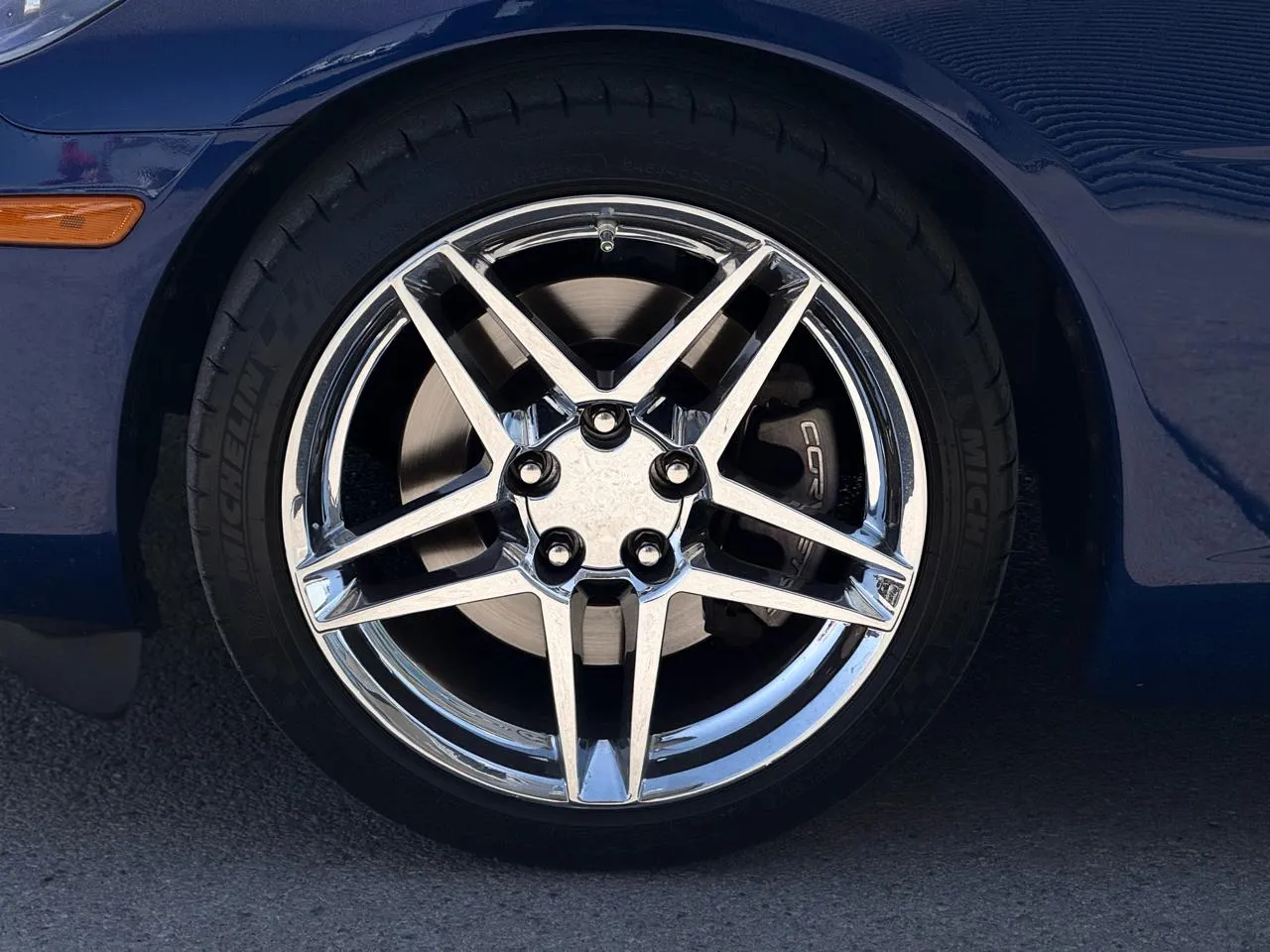 Chevrolet Corvette photo 8