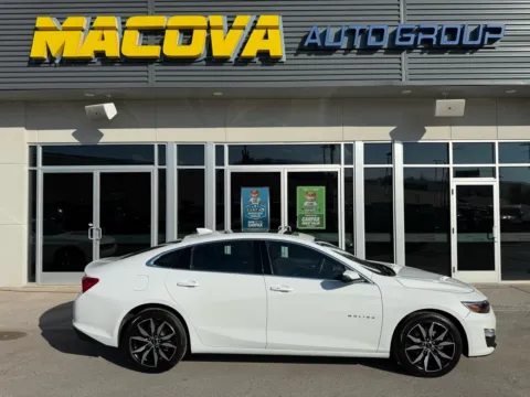 White 2024 Chevrolet Malibu LT for sale in El Paso, TX