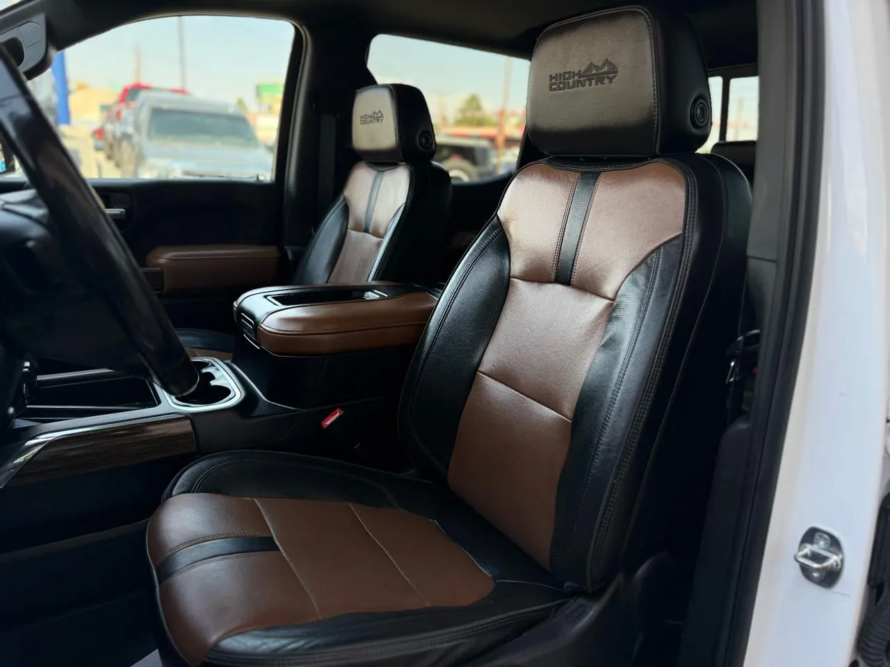 Chevrolet Silverado photo 9
