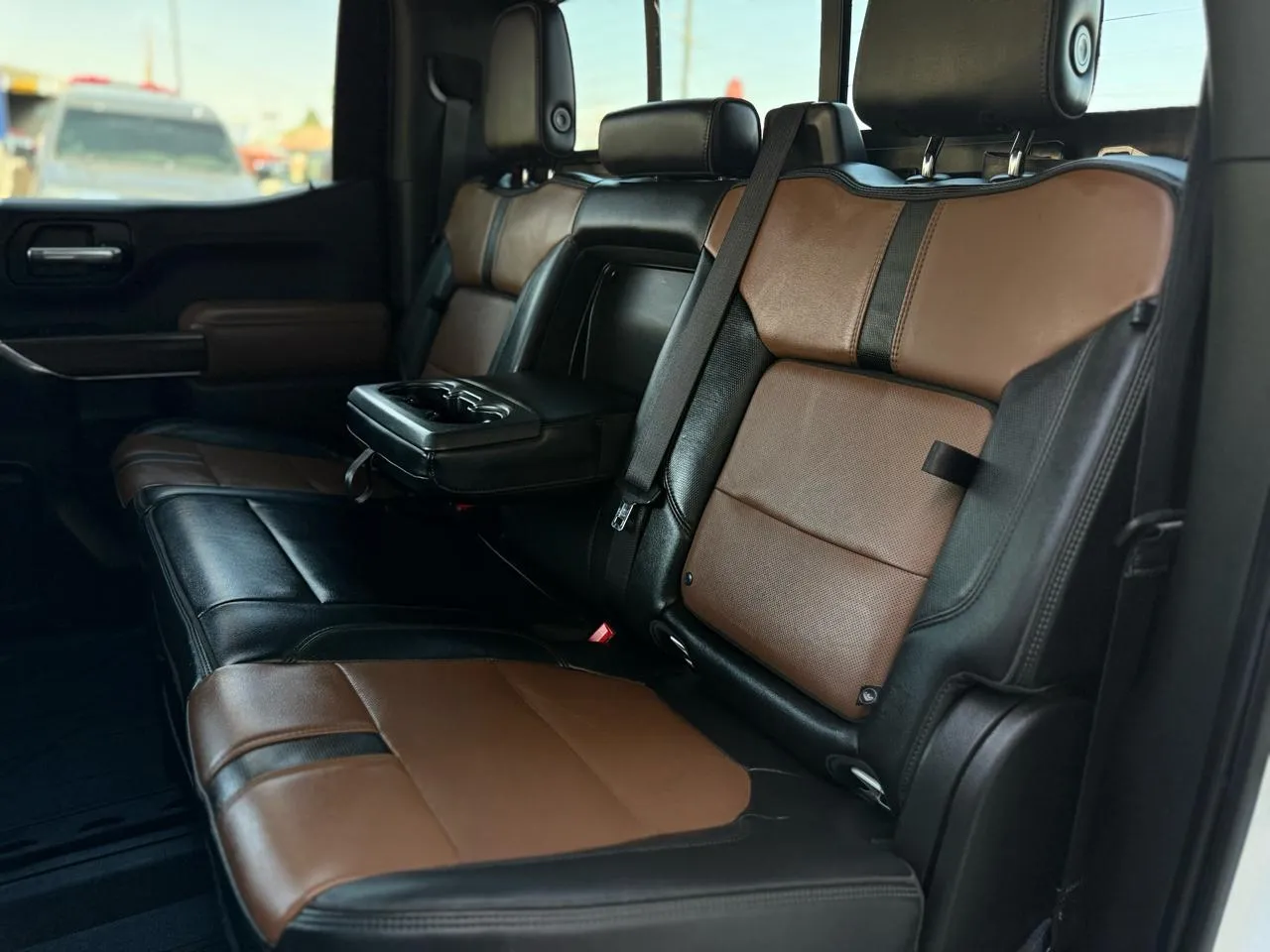 Chevrolet Silverado photo 10