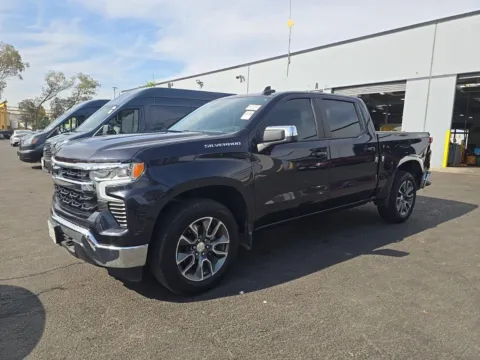 Gray 2023 Chevrolet Silverado 1500 LT for sale in El Paso, TX