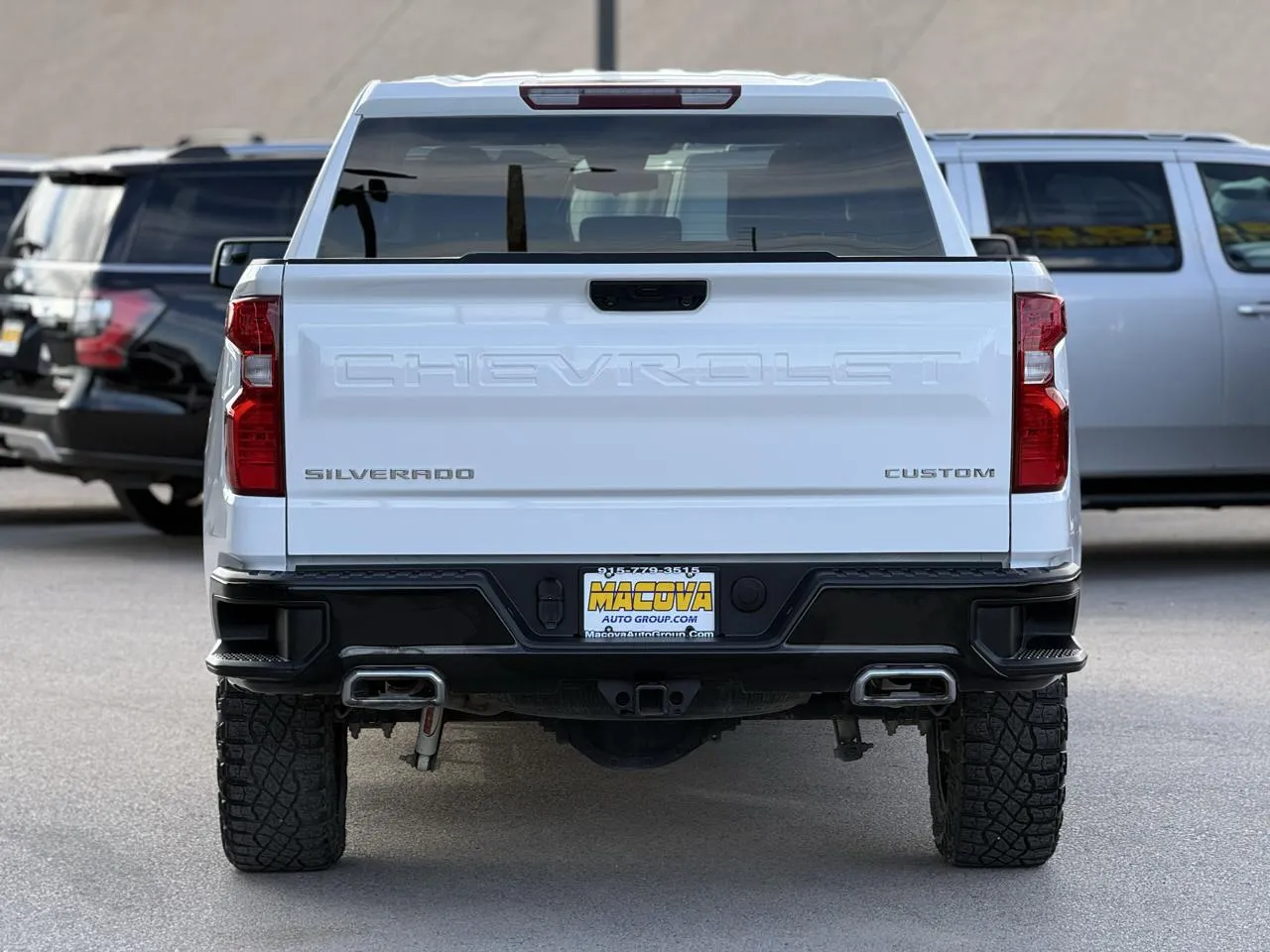Chevrolet Silverado photo 6