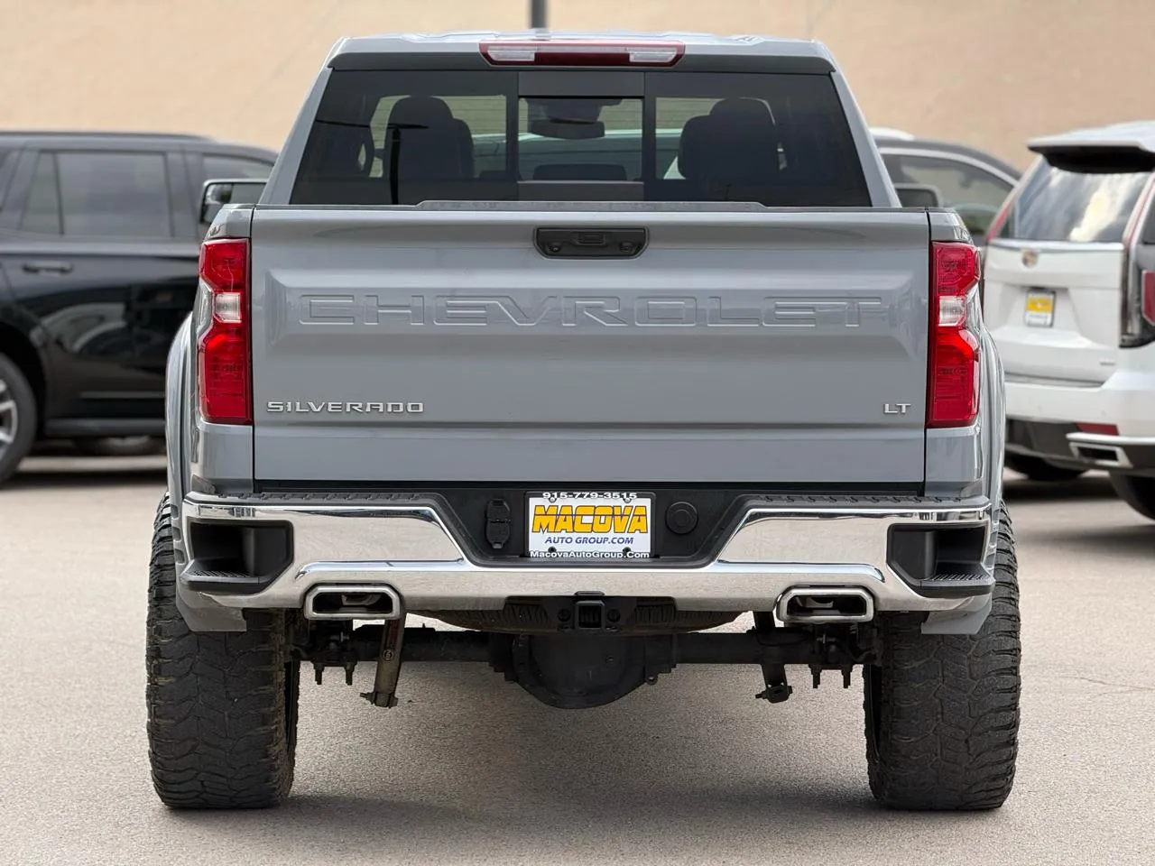 Chevrolet Silverado photo 7