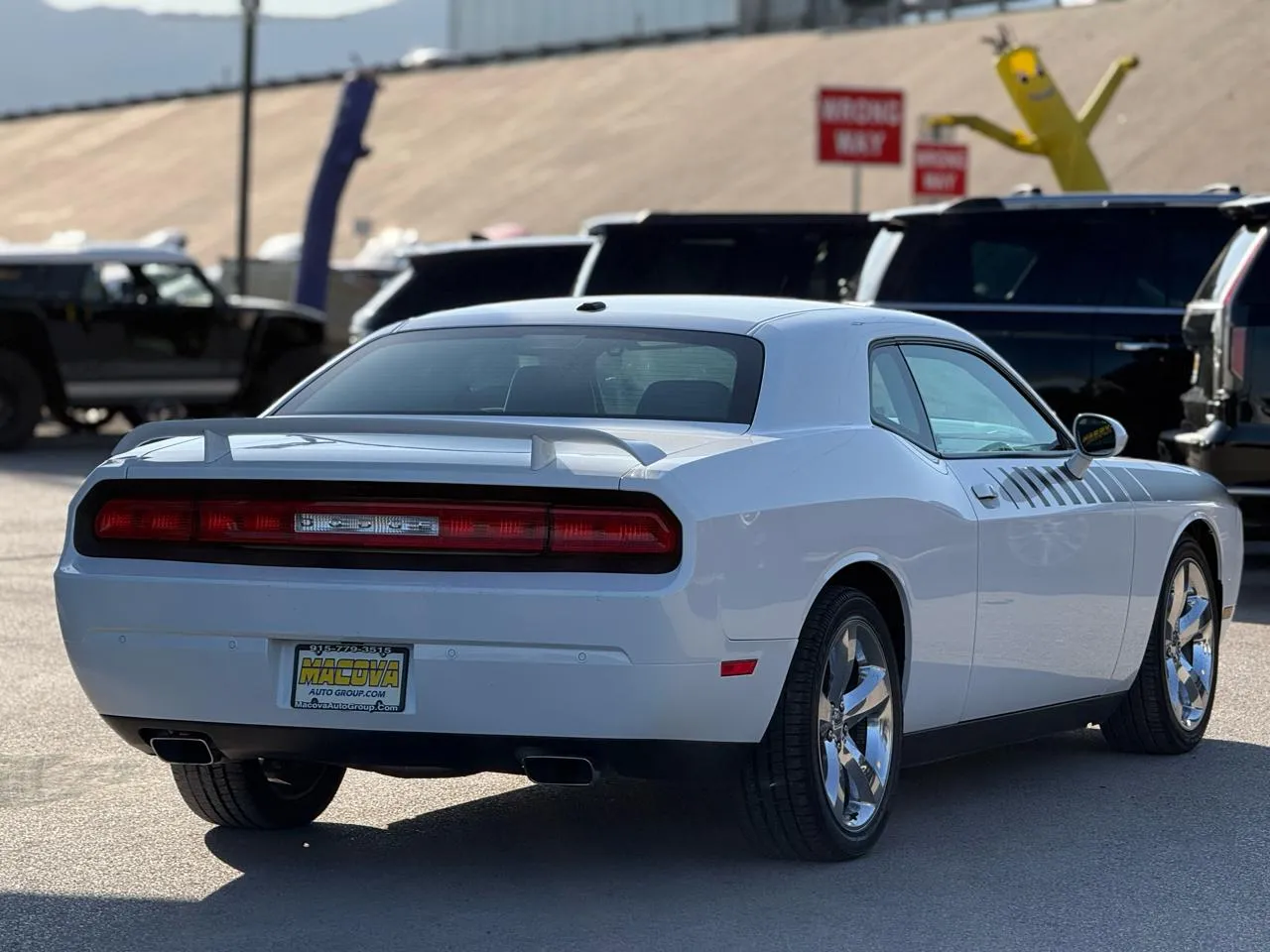 Dodge Challenger photo 7
