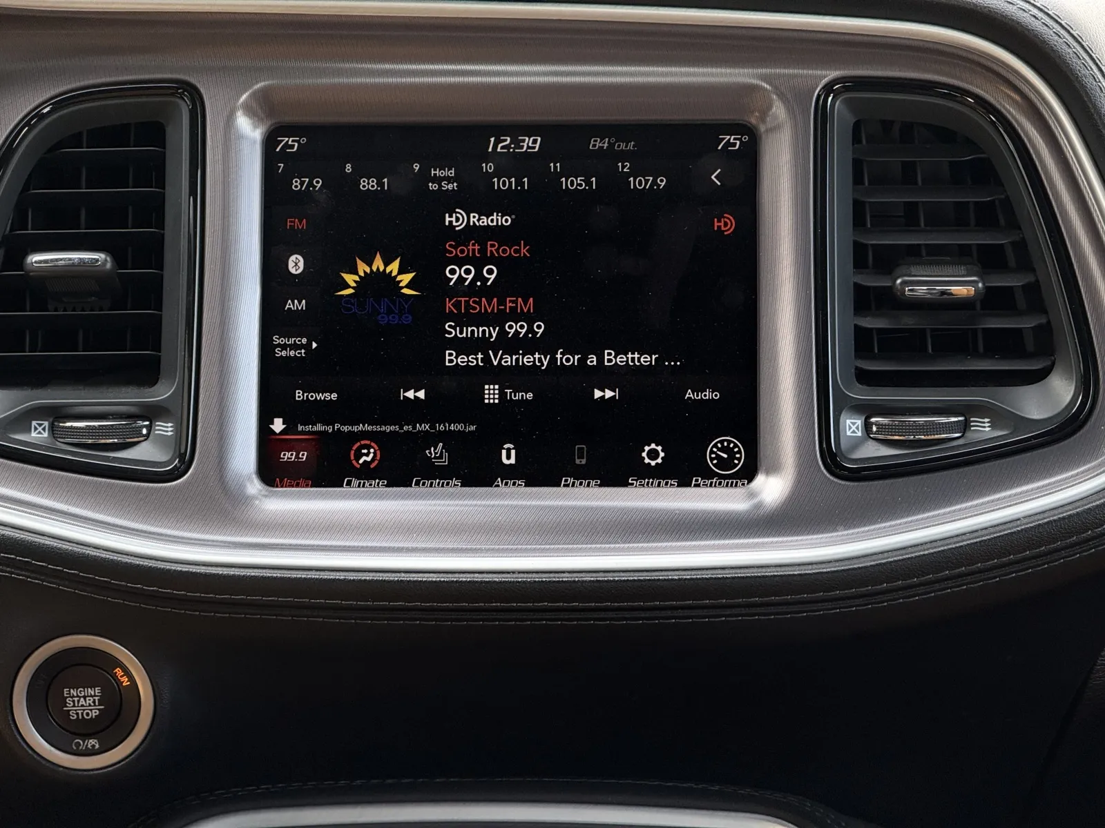 Dodge Challenger photo 15