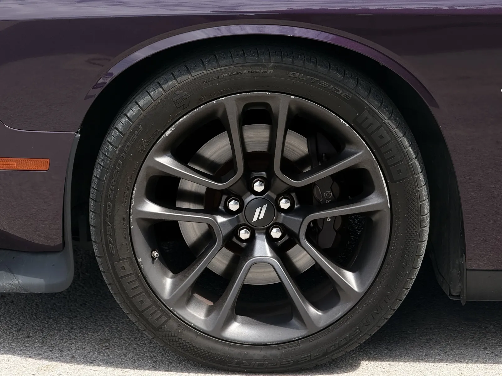 Dodge Challenger photo 8