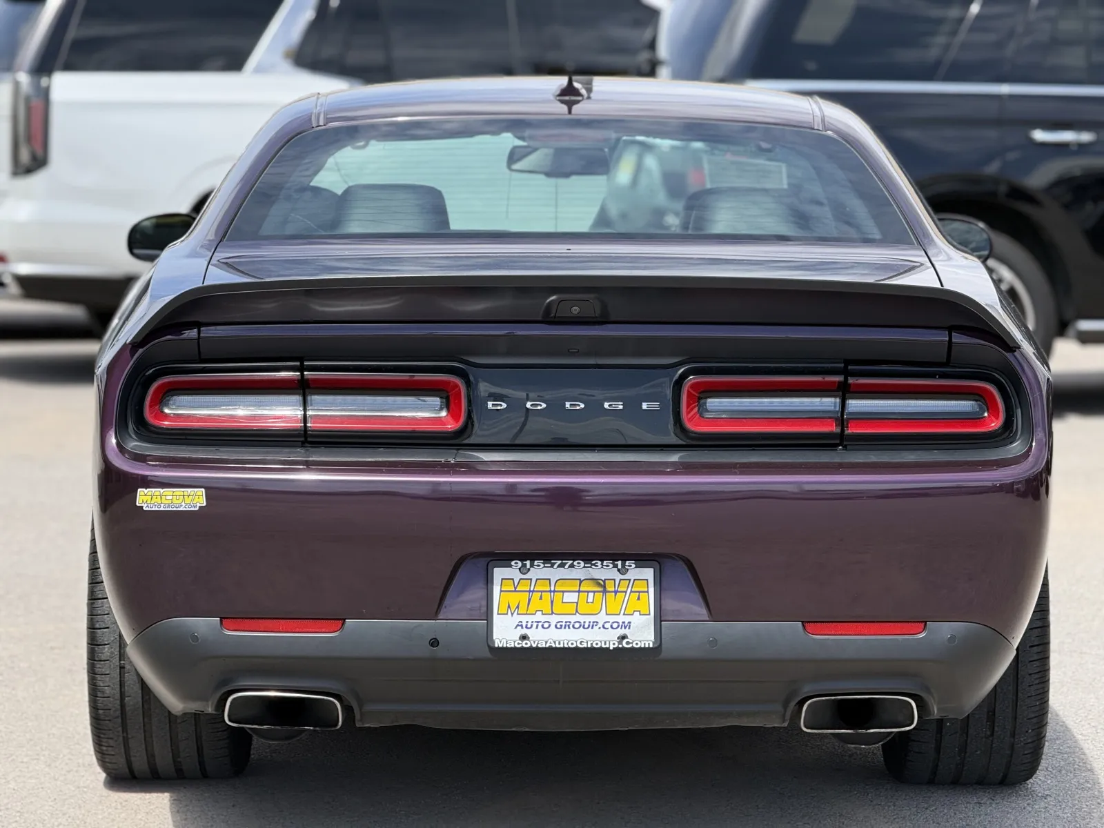 Dodge Challenger photo 6