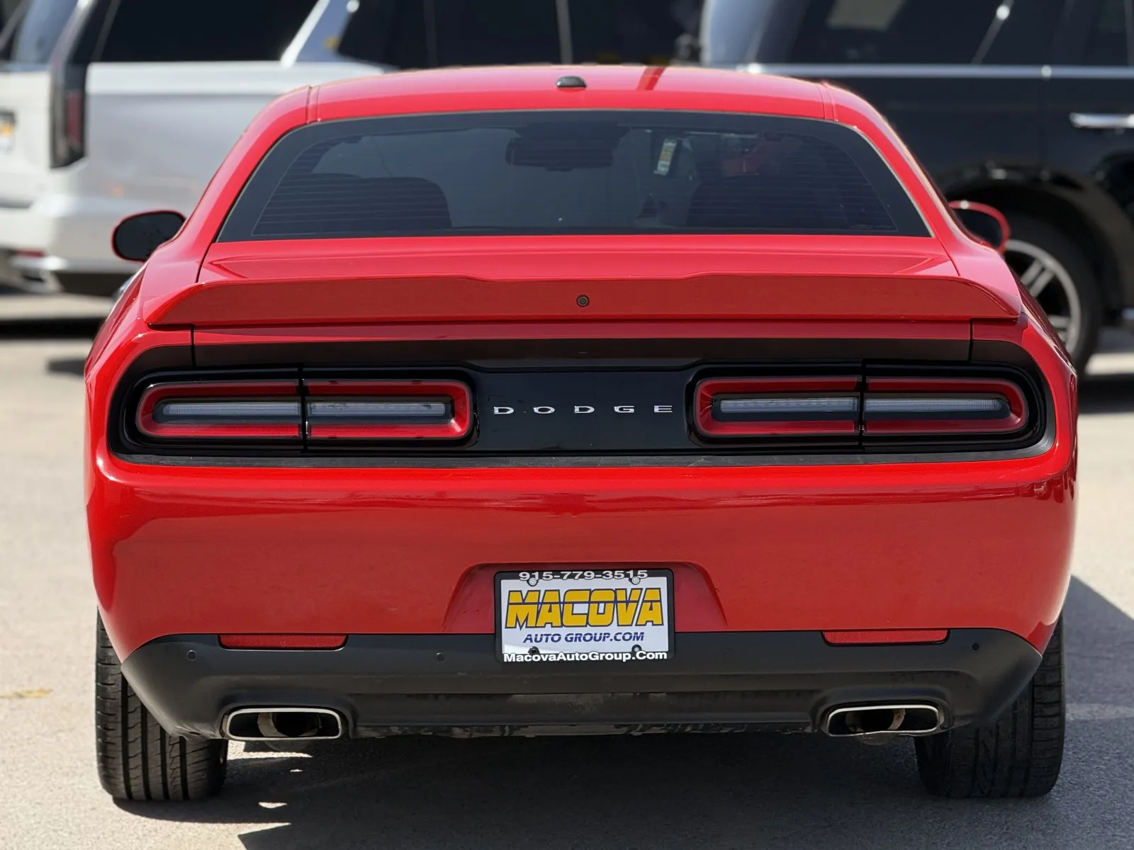 Dodge Challenger photo 6