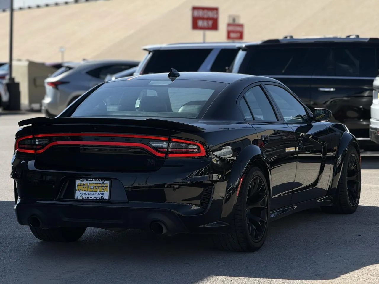 Dodge Charger photo 8