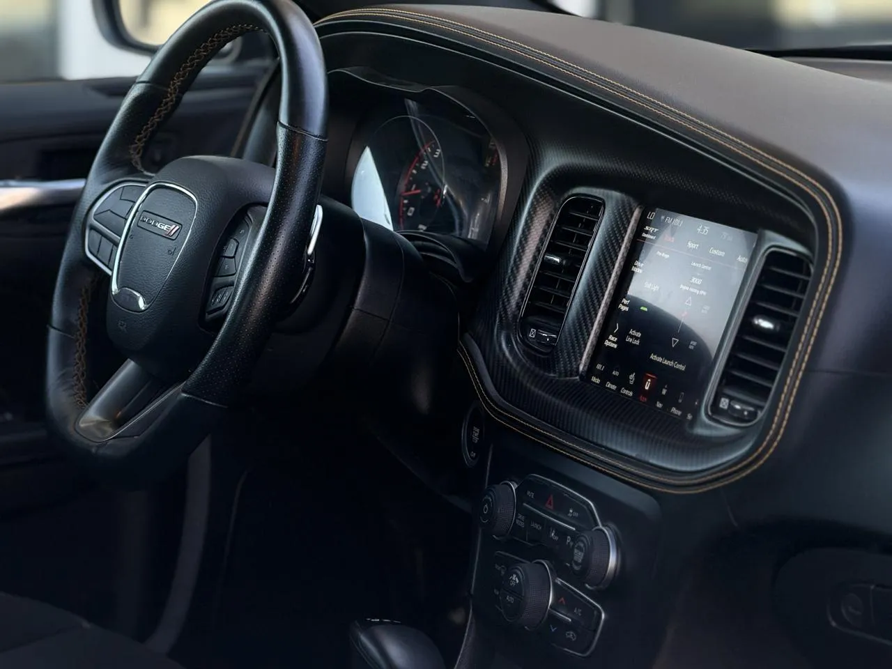 Dodge Charger photo 13