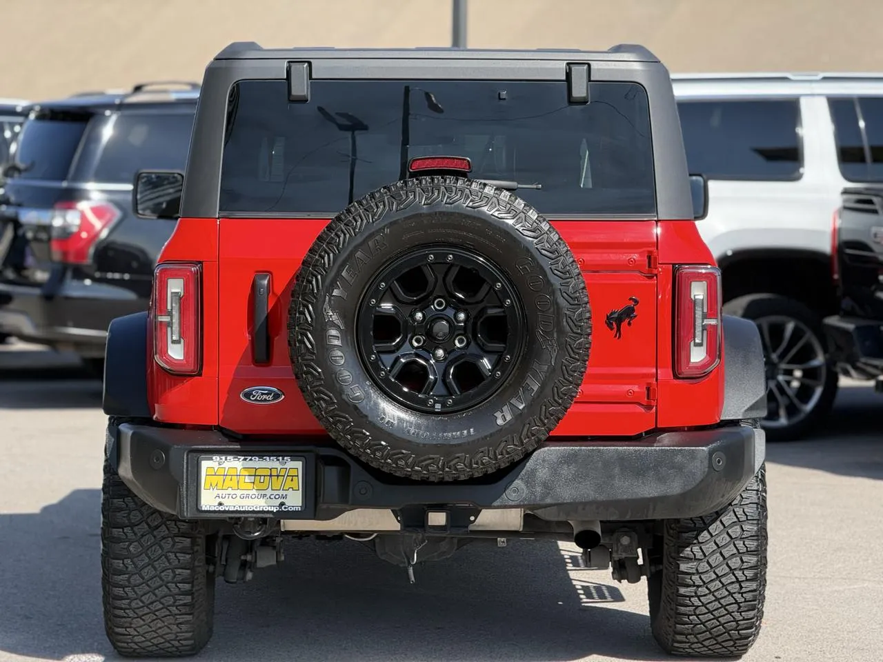 Ford Bronco photo 6