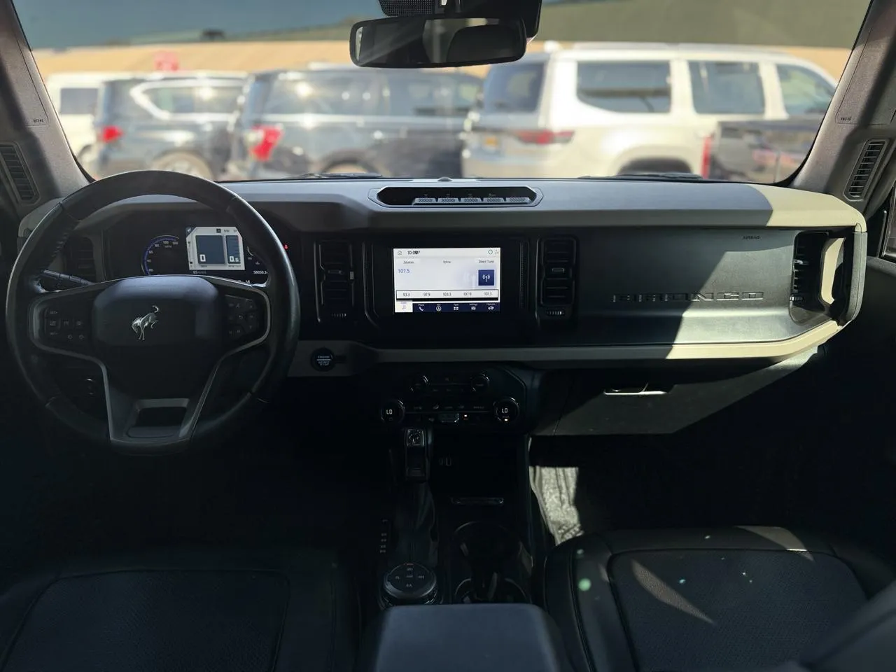 Ford Bronco photo 16