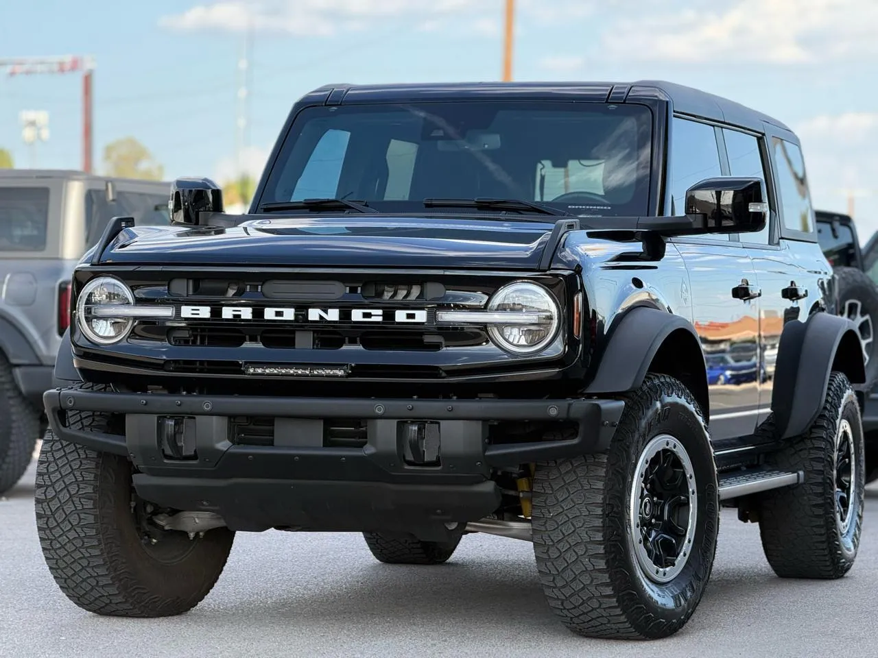 Ford Bronco photo 4