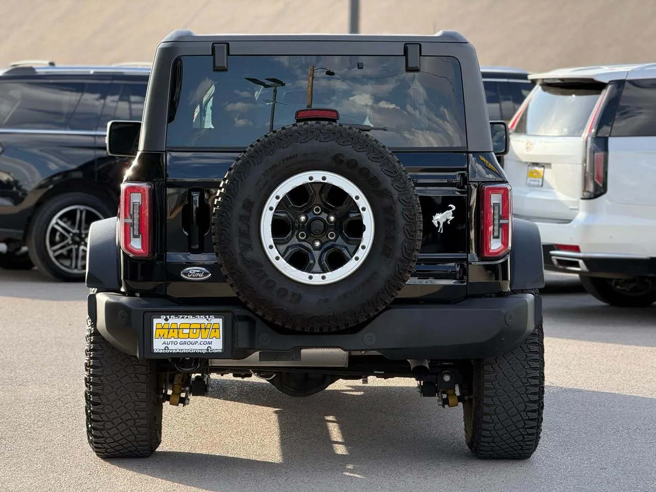 Ford Bronco photo 6
