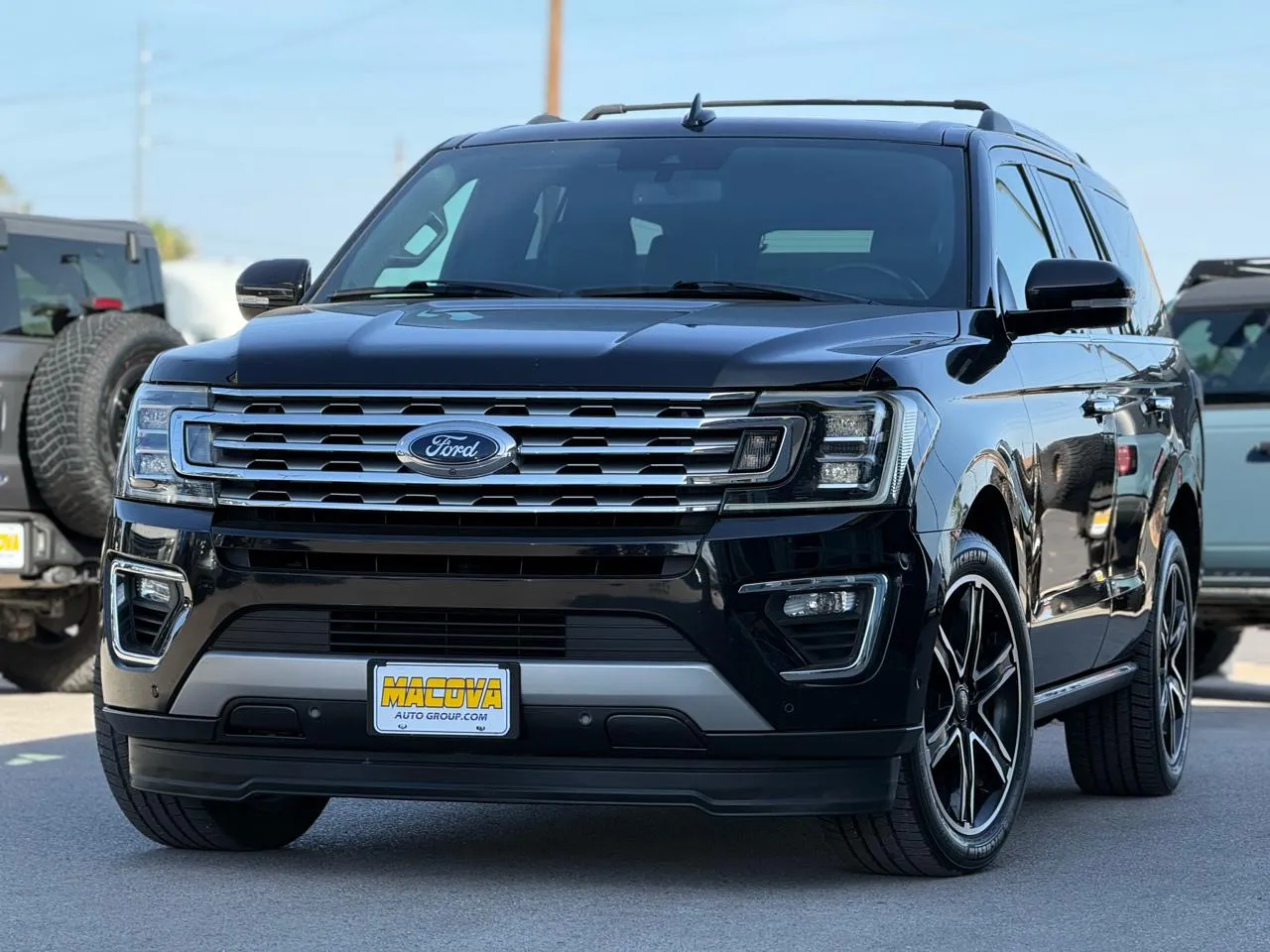 Ford Expedition photo 4