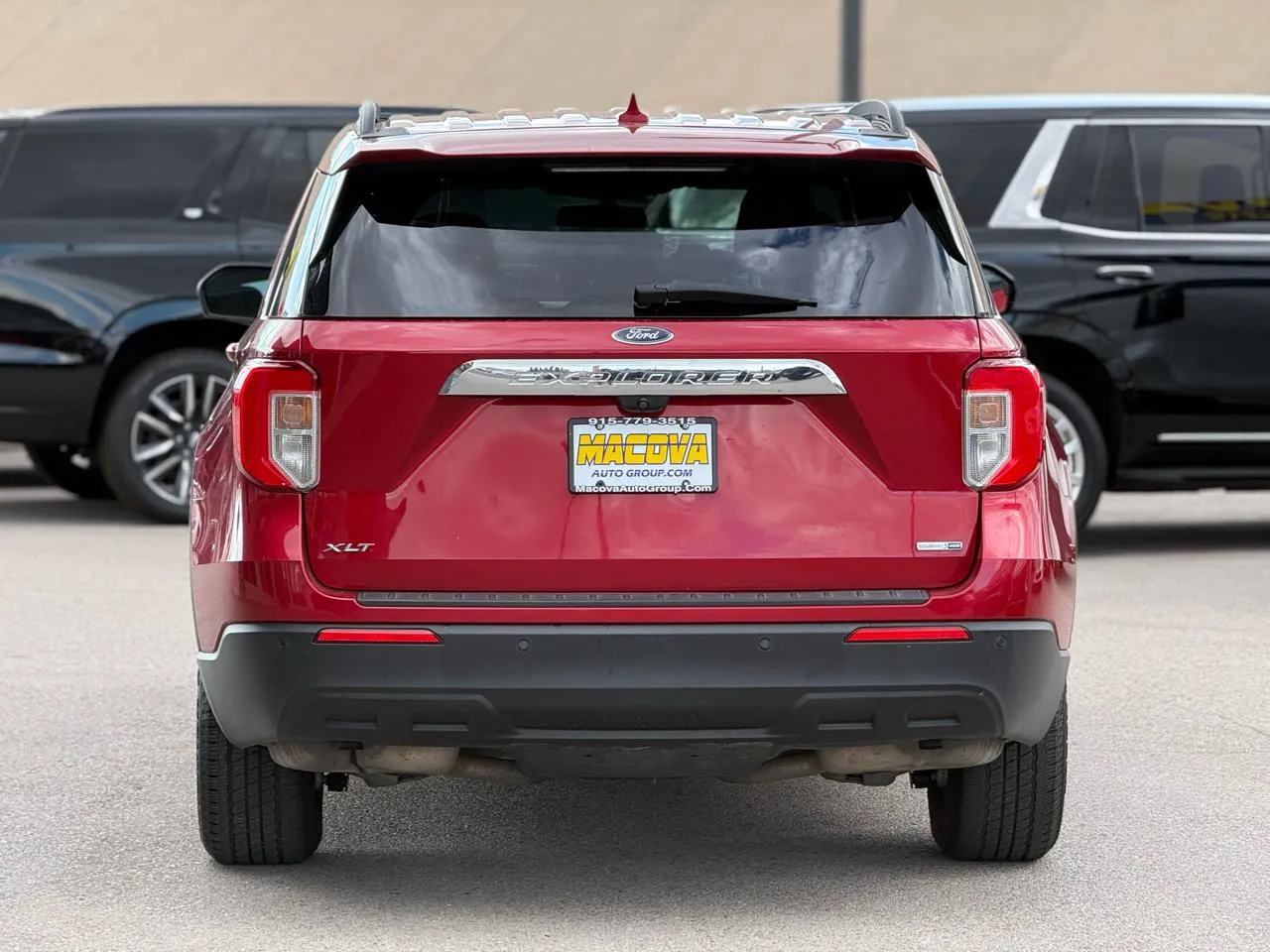 Ford Explorer photo 6