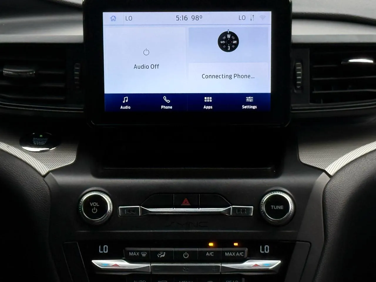 Ford Explorer photo 18