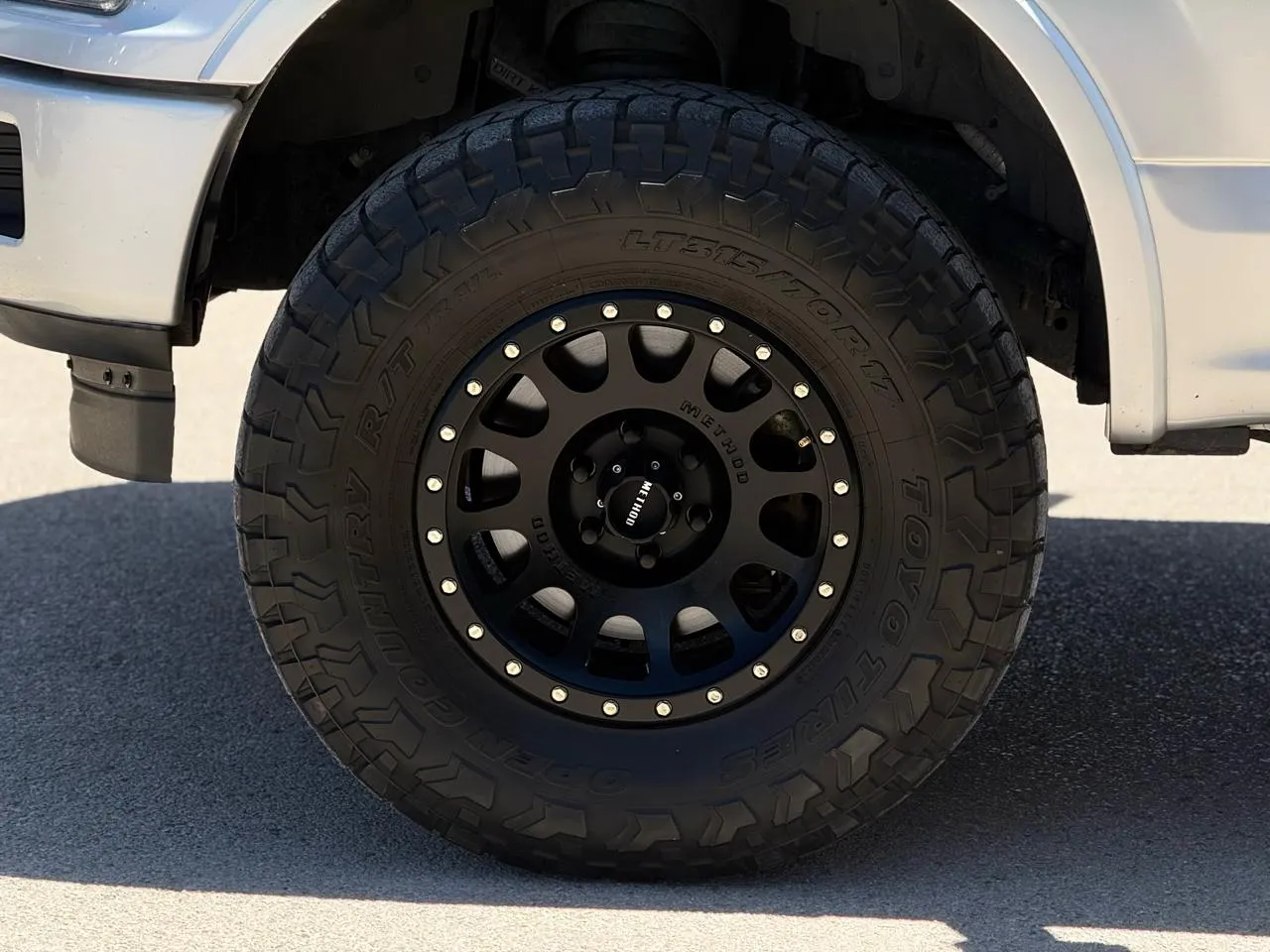Ford F-150 photo 8