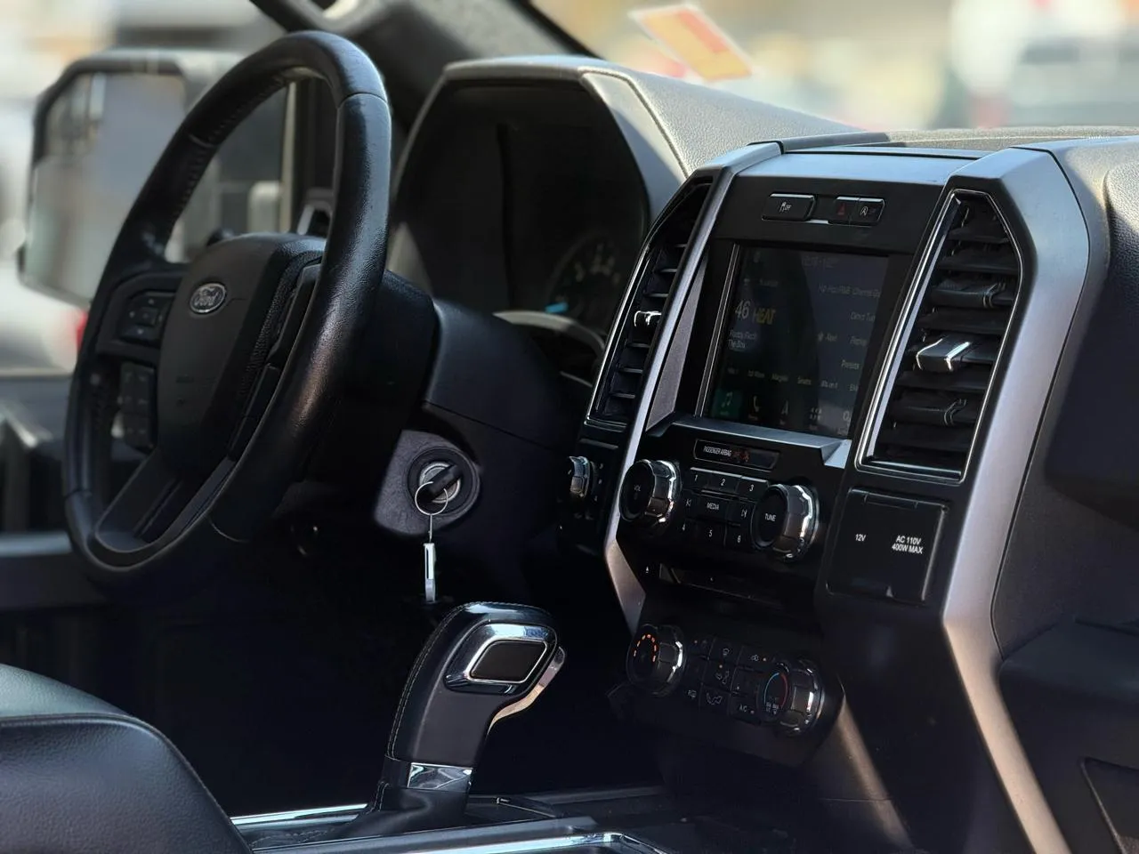 Ford F-150 photo 12