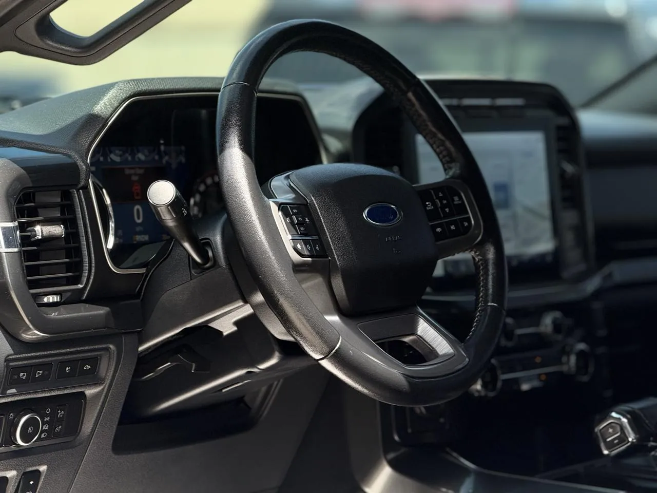 Ford F-150 photo 8