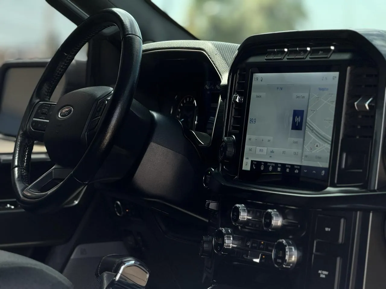 Ford F-150 photo 11