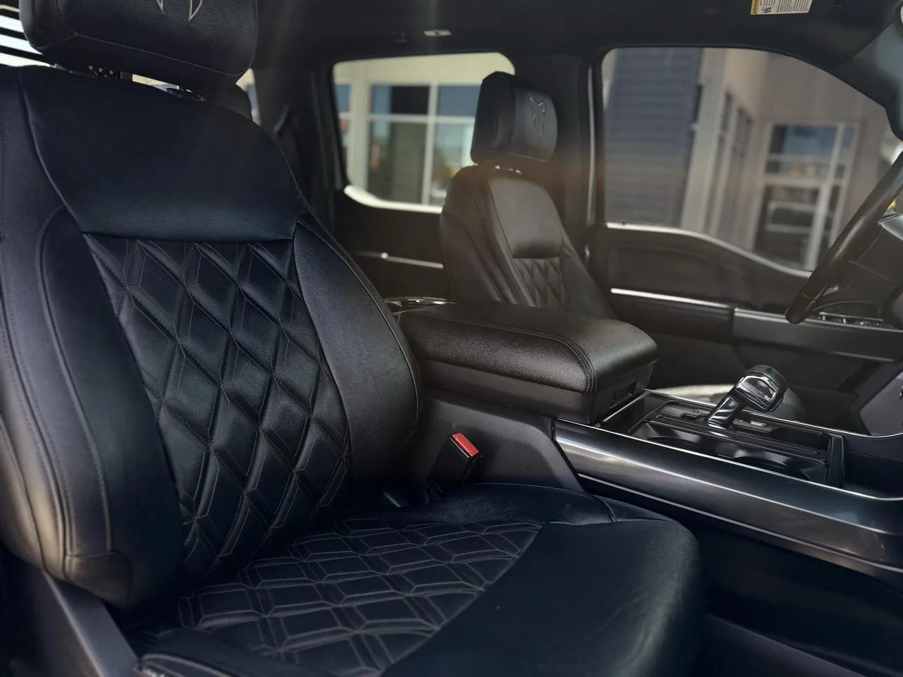 Ford F-150 photo 13