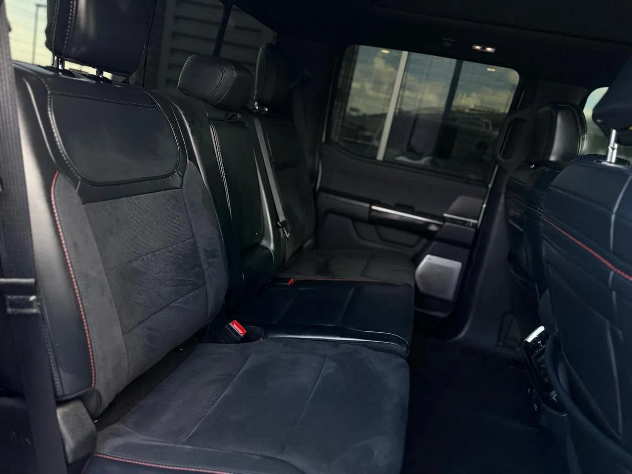 Ford F-150 photo 17
