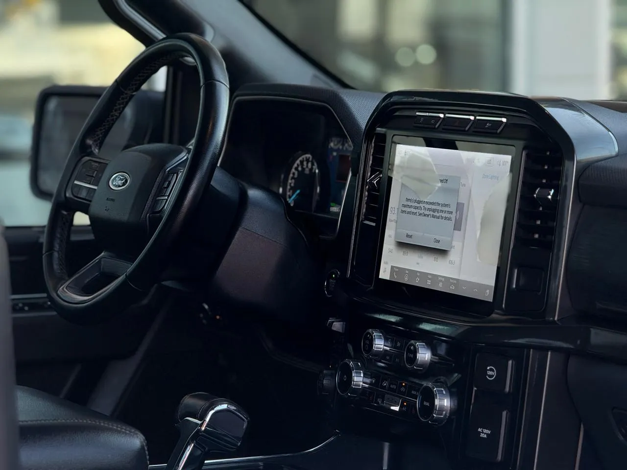 Ford F-150 photo 11