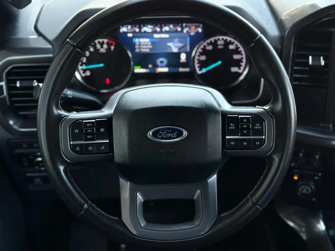 Ford F-150 photo 17