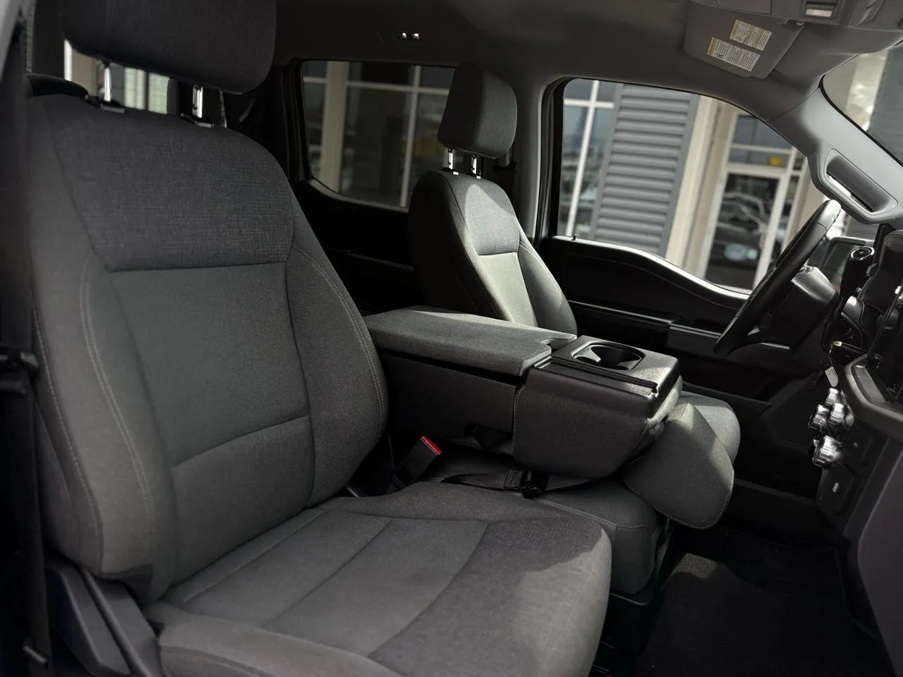 Ford F-150 photo 13