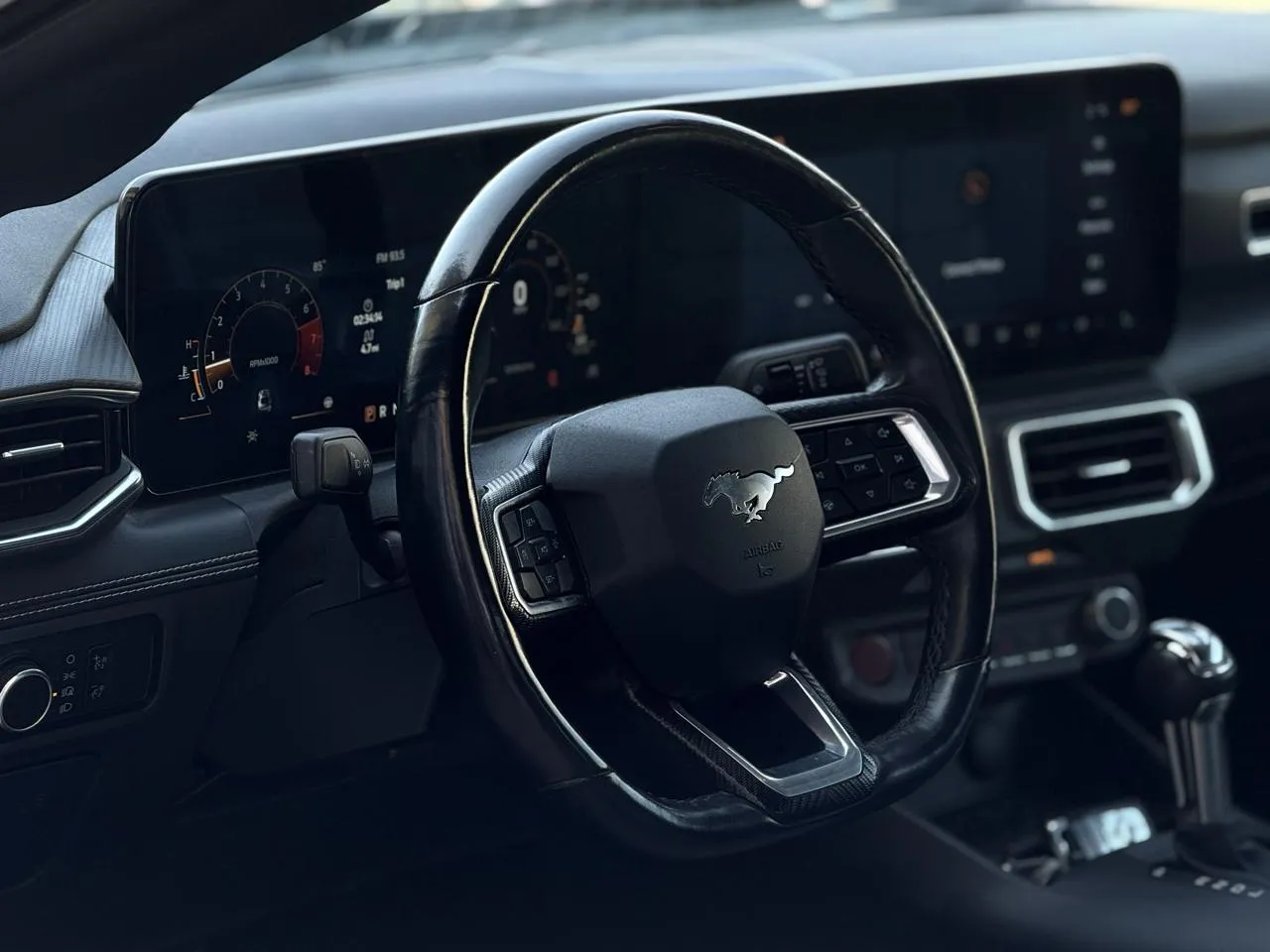 Ford Mustang photo 8