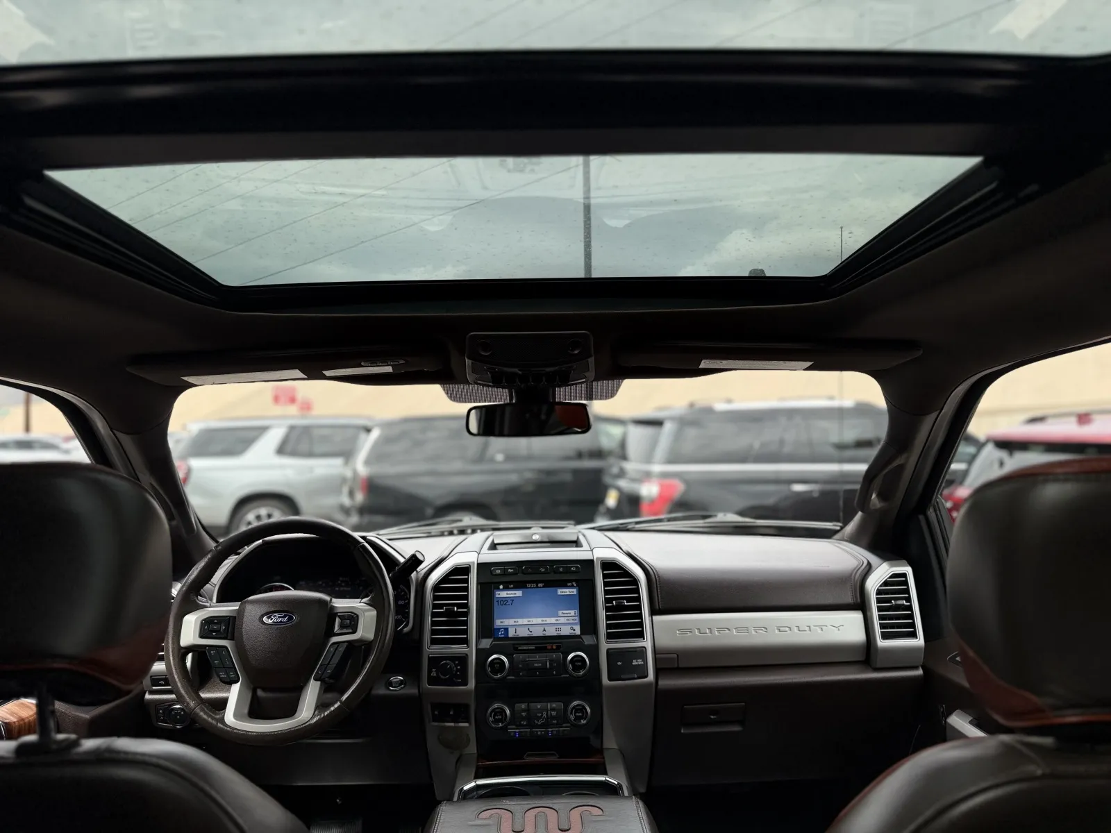 Ford F-250 photo 18