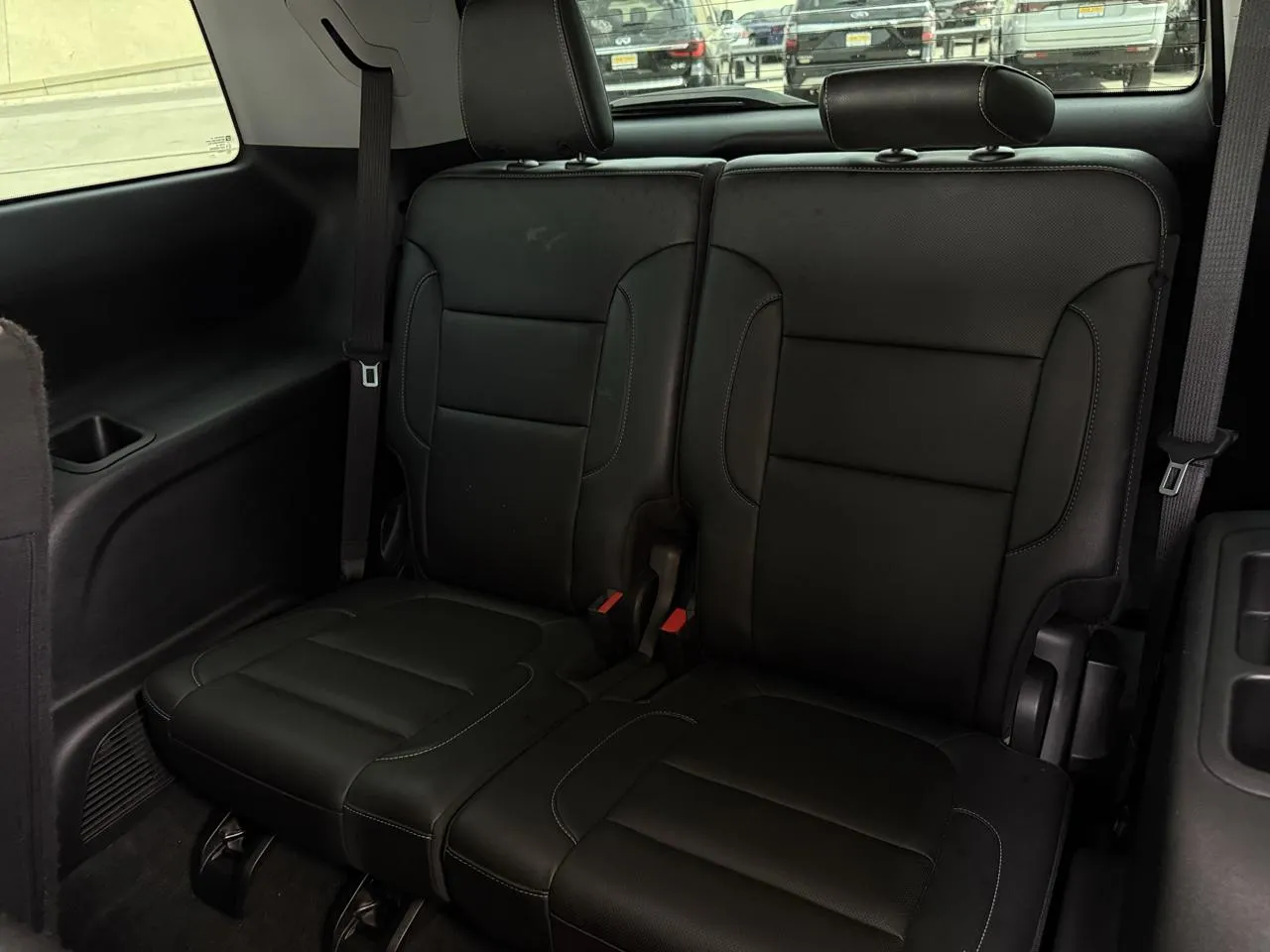 GMC Acadia photo 11