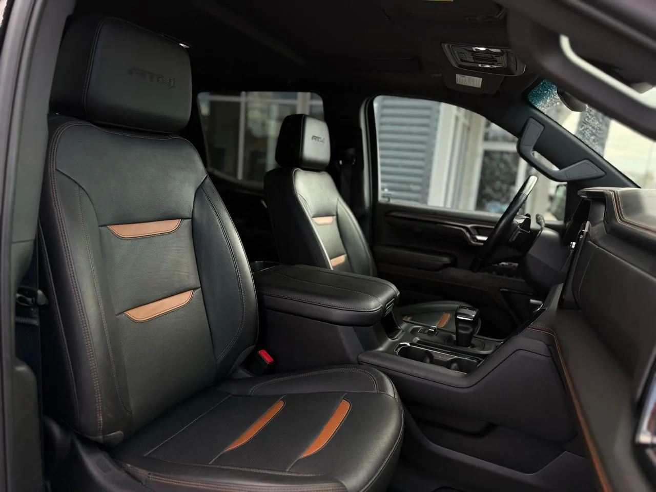 GMC Sierra photo 15