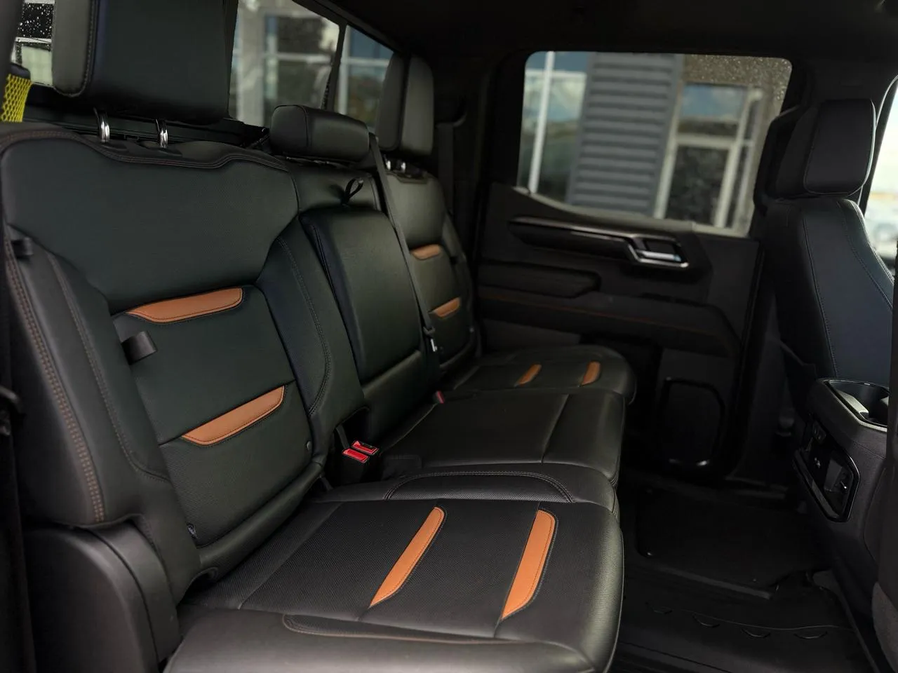 GMC Sierra photo 16
