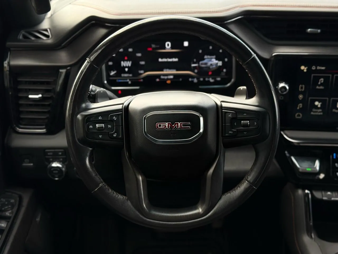 GMC Sierra photo 19