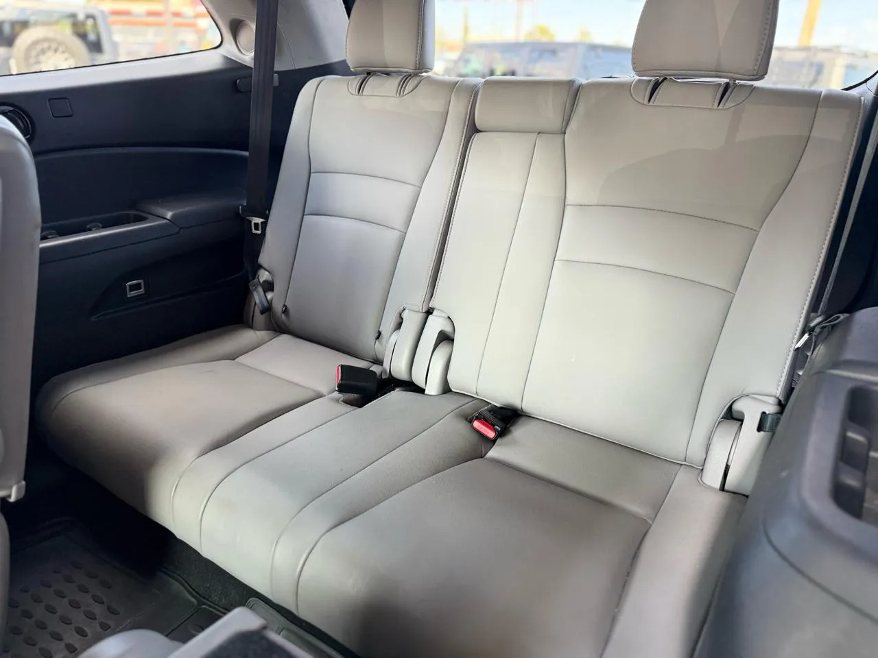Honda Pilot photo 12
