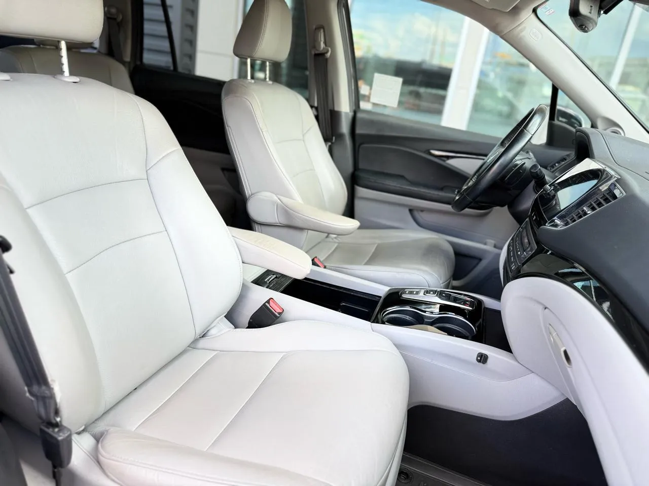 Honda Pilot photo 15