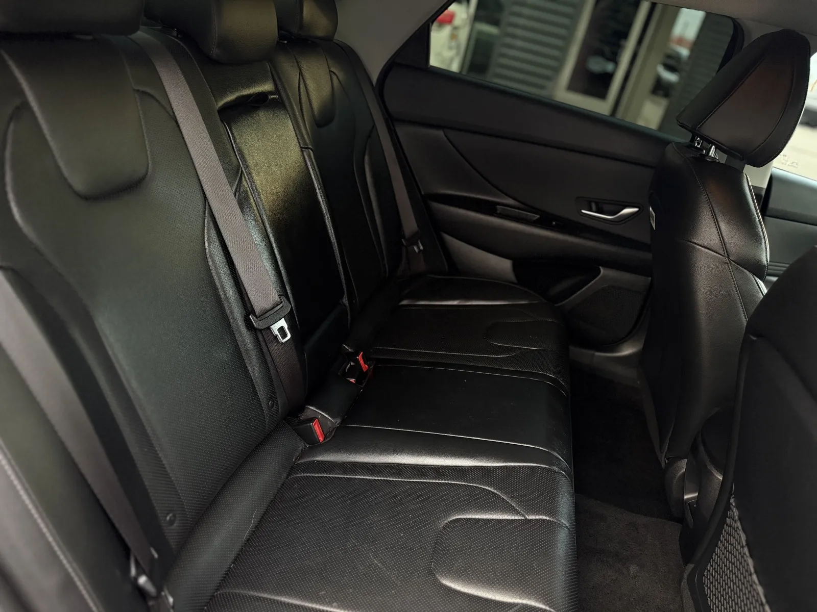 Hyundai Elantra photo 14