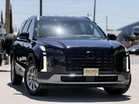 Photos of 2024 Hyundai Palisade SEL for sale in El Paso, TX at Macova Auto Group Inc.