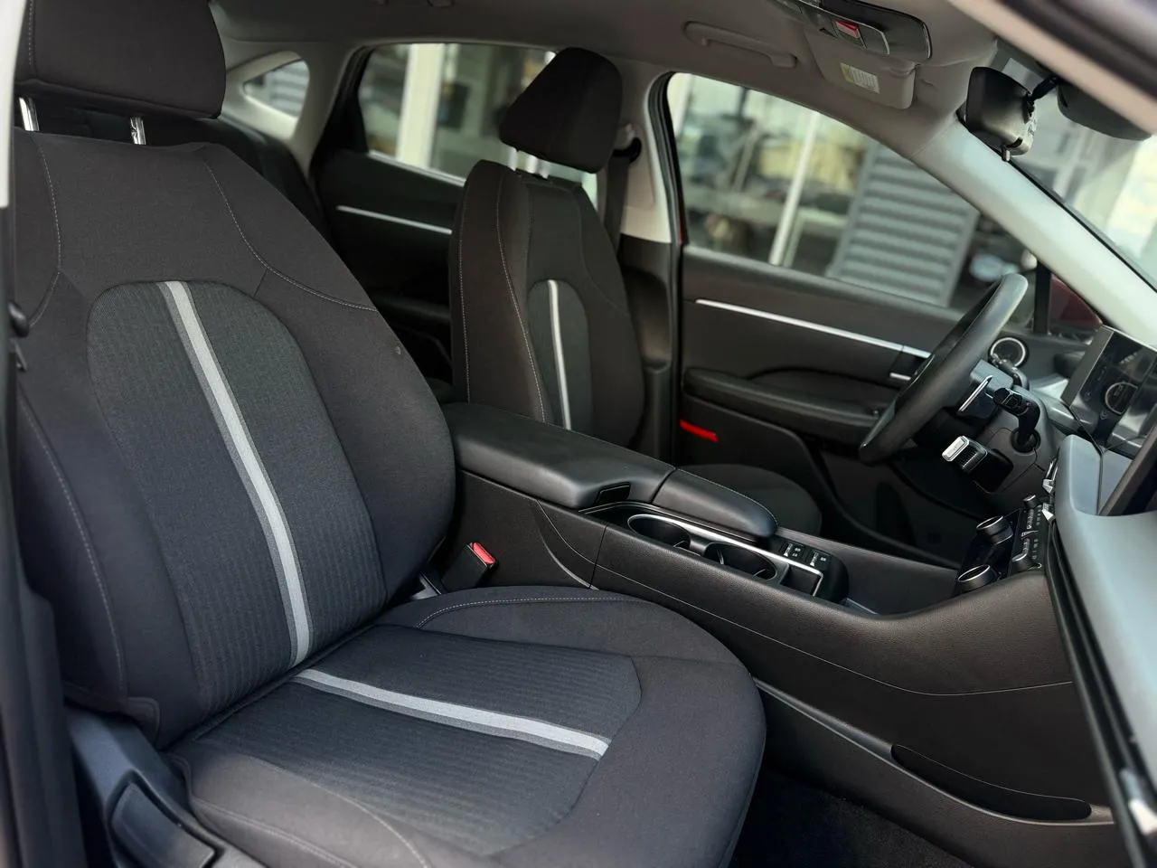 Hyundai Sonata photo 14