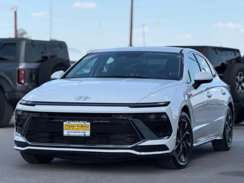 More photos of 2024 Hyundai Sonata SEL at Macova Auto Group Inc., TX